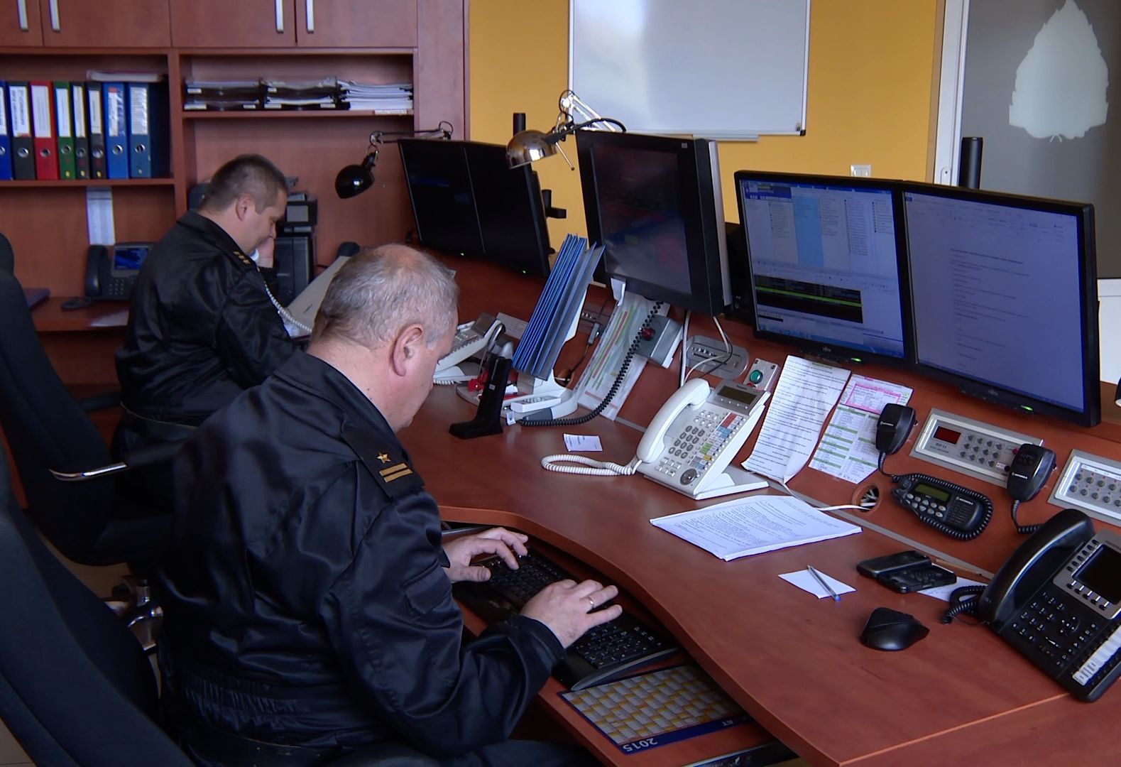 Zasłabli, niosąc pomoc (WIDEO)