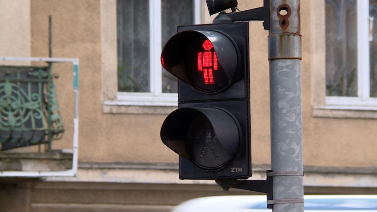 Przechodził przez czerwone światło, dostał 10 lat więzienia