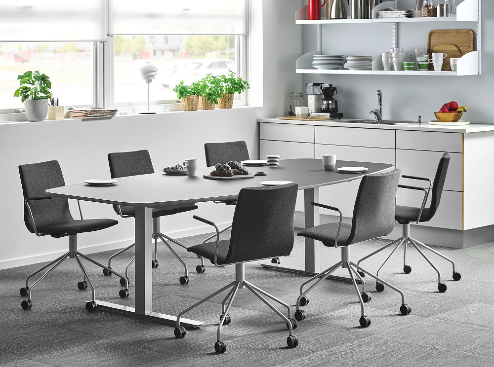 Wygodne i funkcjonalne, czyli jakie powinno być krzesło biurowe?