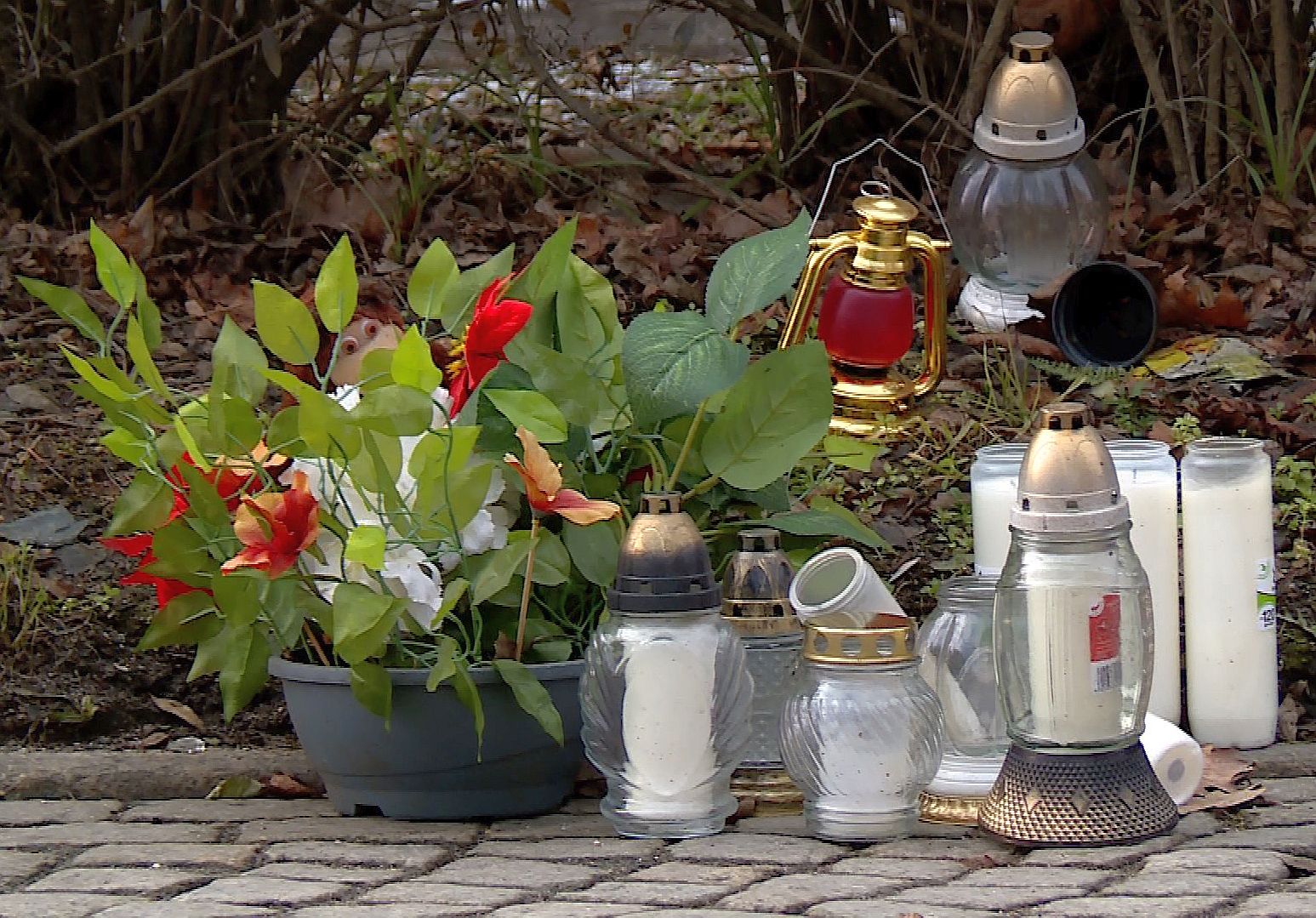 Zmarła 7-latka potrącona na pasach (WIDEO)