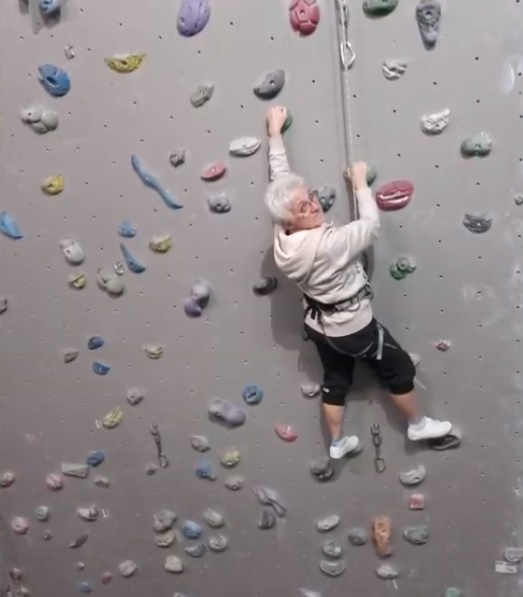 Dziadkowie na piątym biegu!