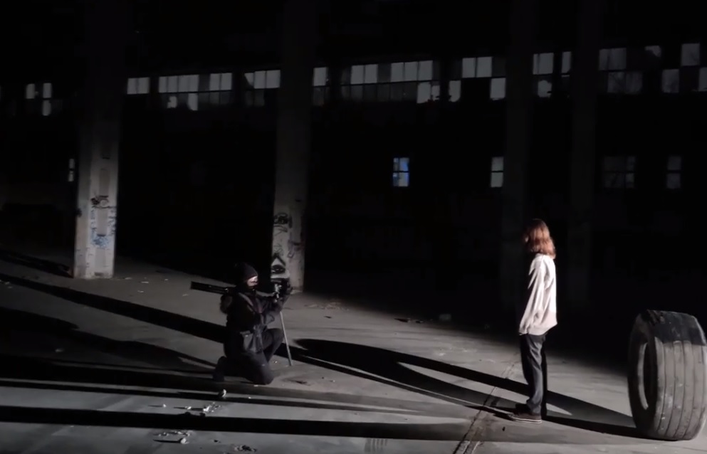 Robi karierę jeszcze przed maturą