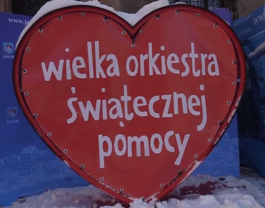 Można pomóc orkiestrze i zdobyć odbraz malowany… czołgiem