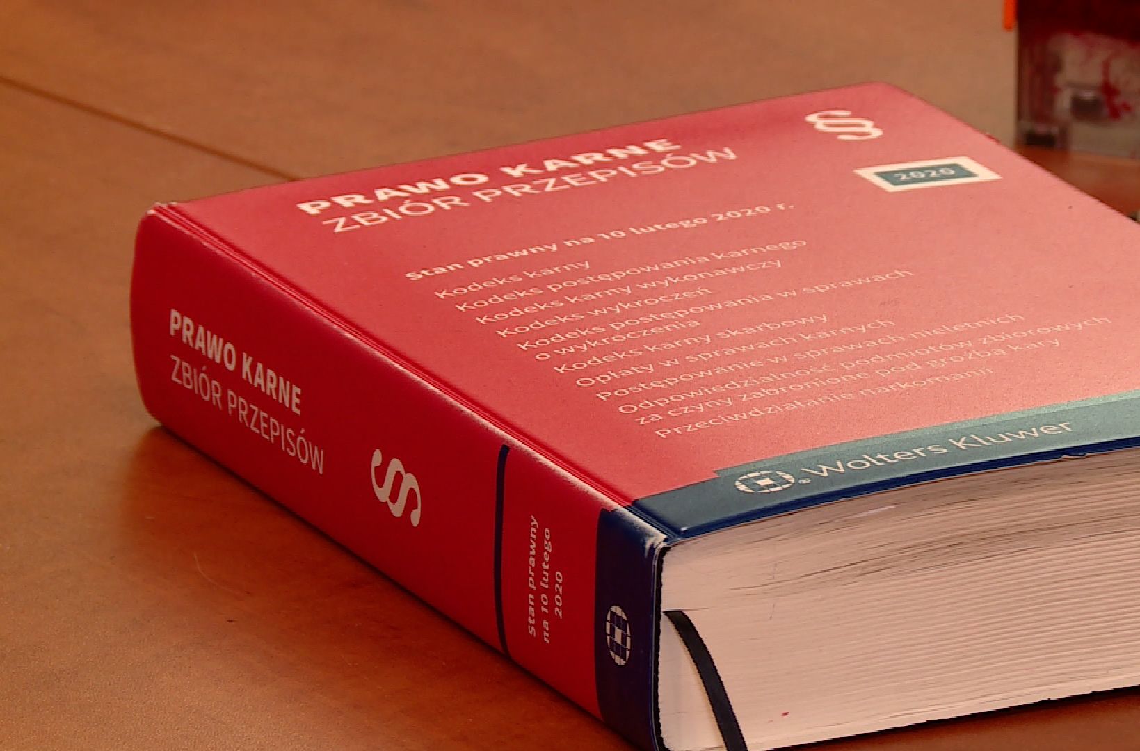 Ruszyło śledztwo w sprawie Ministerstwa Śledzia i Wódki (WIDEO)