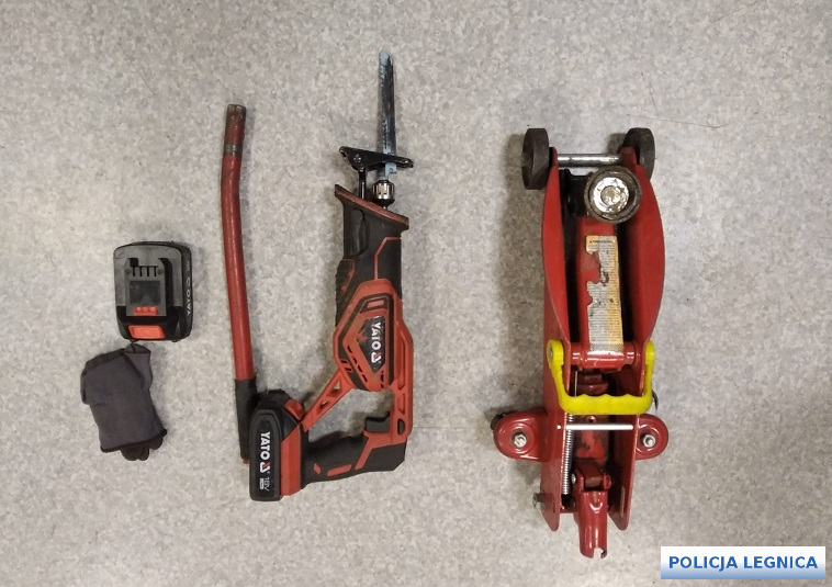 Złodzieje katalizatorów