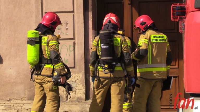 Wiekowe kominy dają o sobie znać (WIDEO)