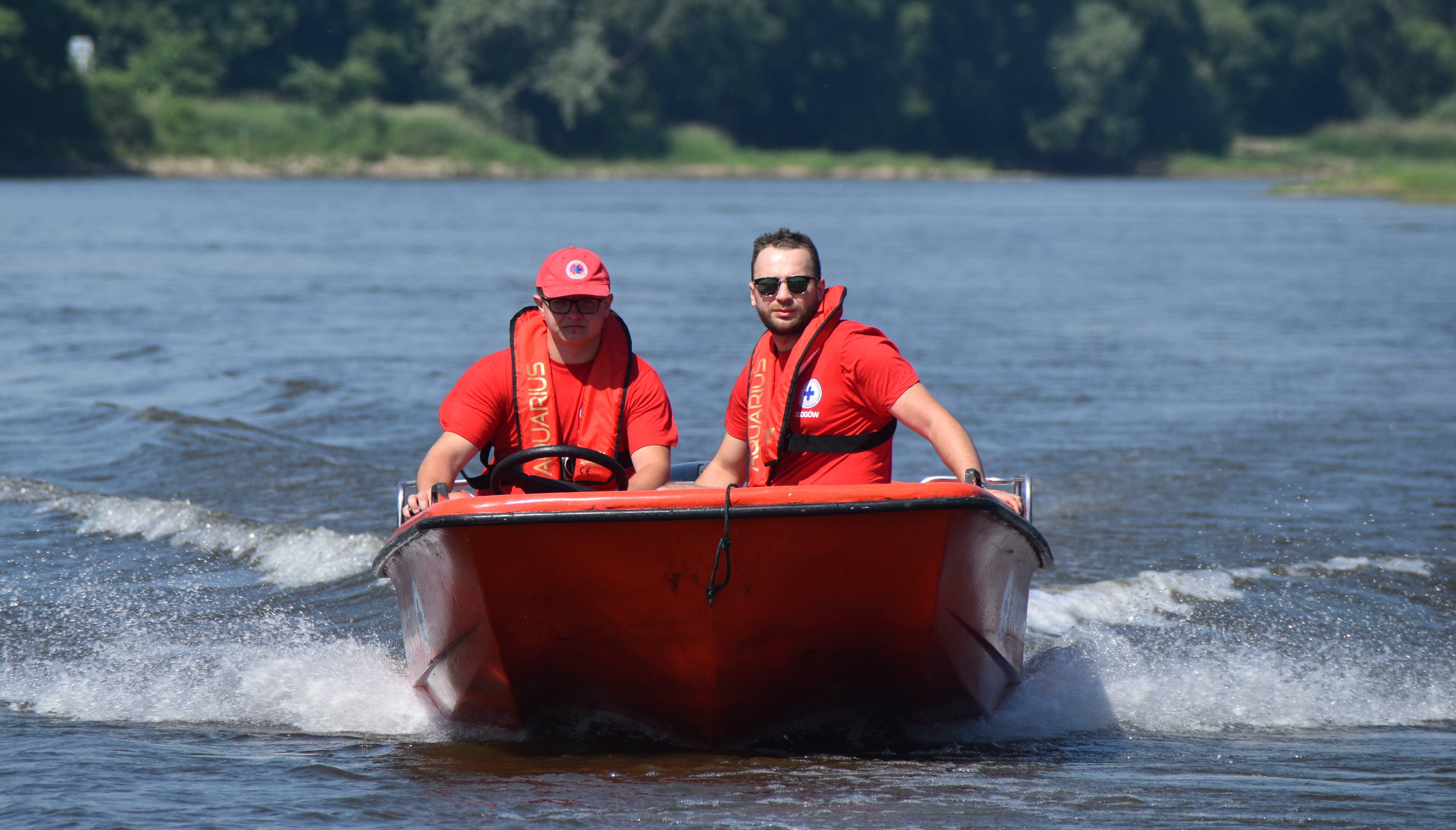 Ratownicy ochotnicy wracają na Odrę