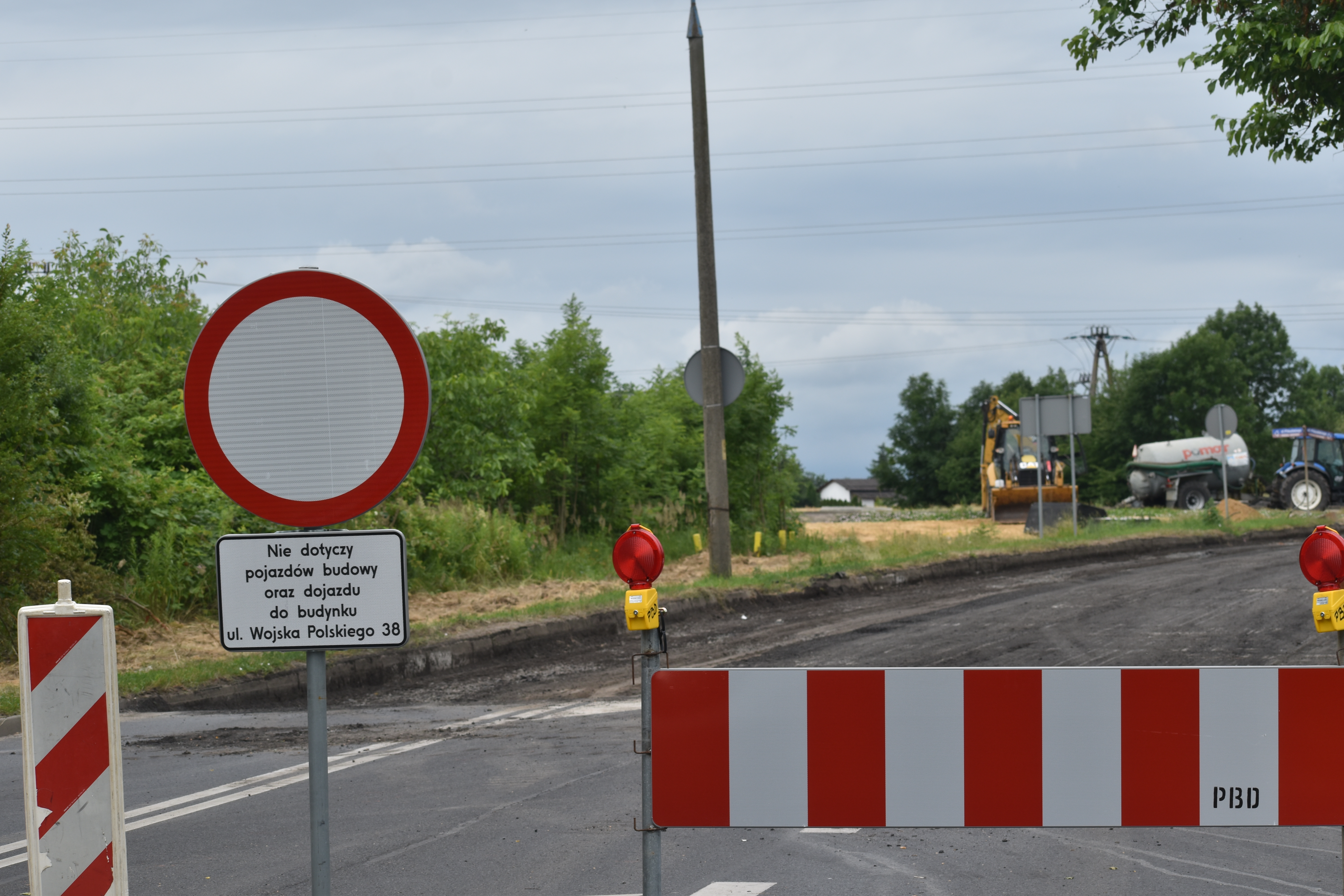 Ruszyła budowa ronda, a z nią lawina problemów
