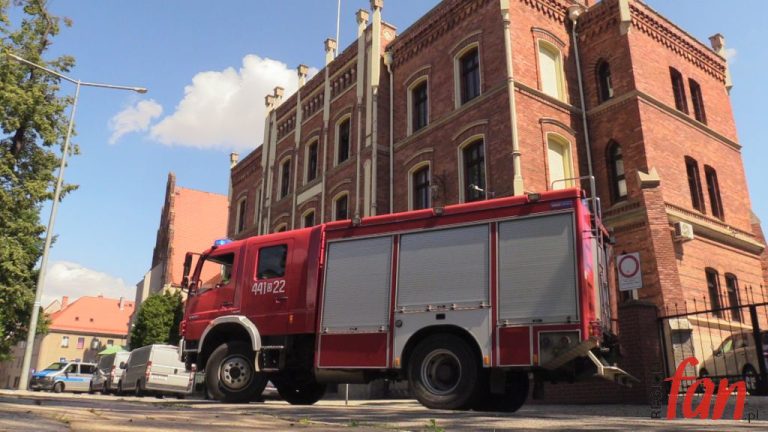 Ewakuacja w jaworskim Sądzie Rejonowym (WIDEO)