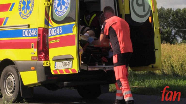 Potrącona dziewczynka trafiła do szpitala (WIDEO)