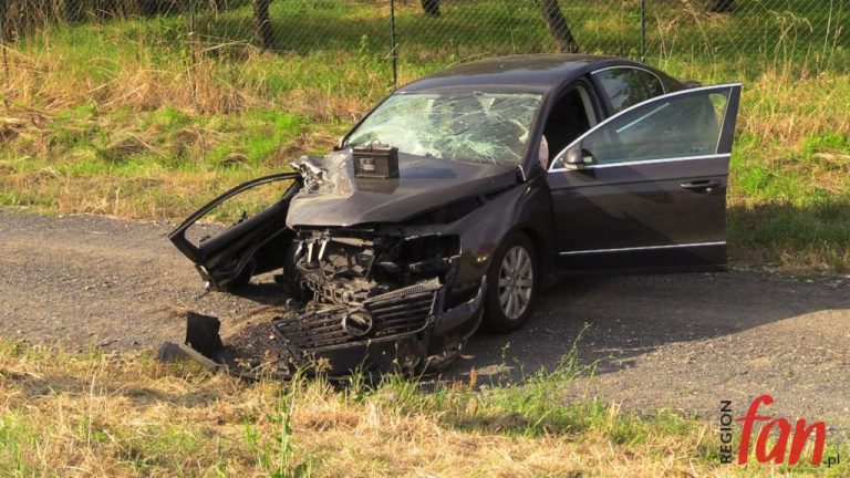 Czołowe zderzenie pod Jaworem (FOTO, WIDEO)
