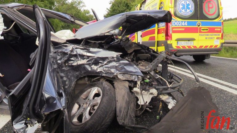 DK3: Groźne zderzenie pod Bolkowem (FOTO, WIDEO)