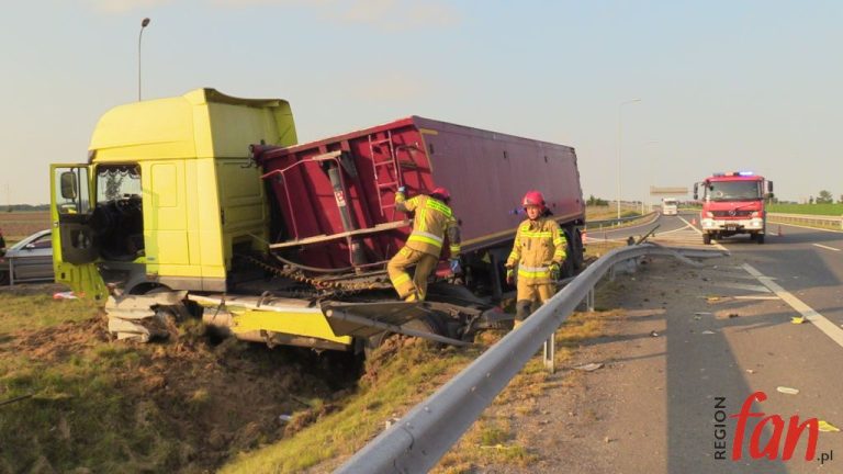 JAWOR/S3. Ciężarówka w rowie. Pijany kierowca zatrzymany! (FOTO, WIDEO)