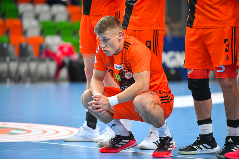 Mikołajkowy mecz Superligi w hali RCS