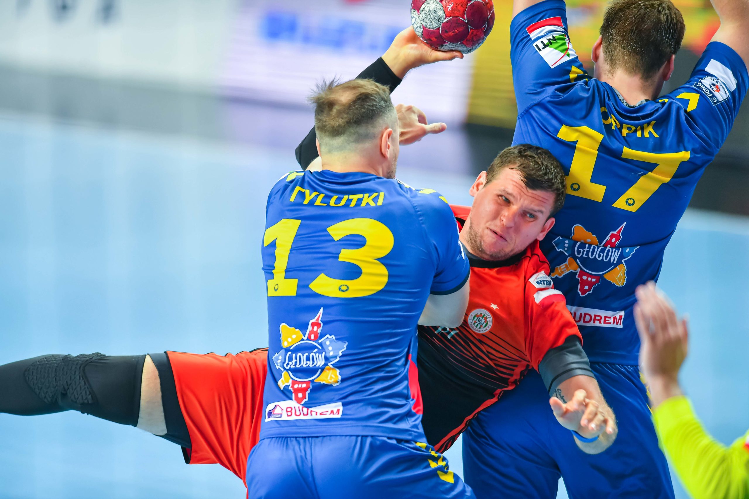 O punkty i prym w regionie