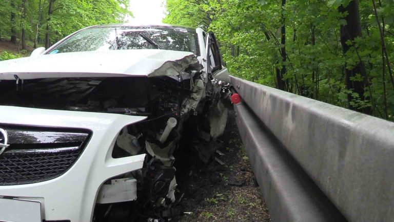 Czołówka pod Bolkowem (FOTO, WIDEO)