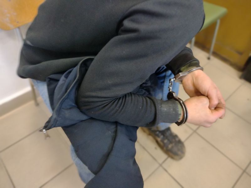 Kradł elektronarzędzia, miał przy sobie narkotyki