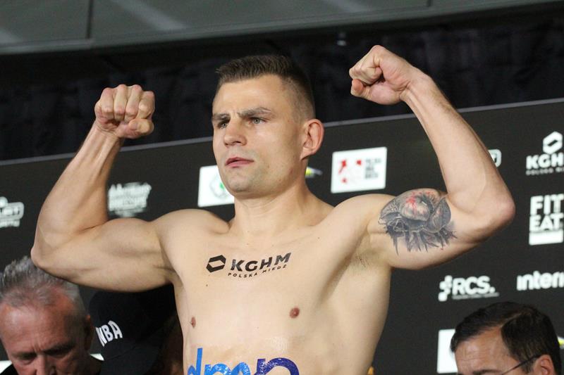 Za nami ceremonia ważenia. Przed nami mocny boks