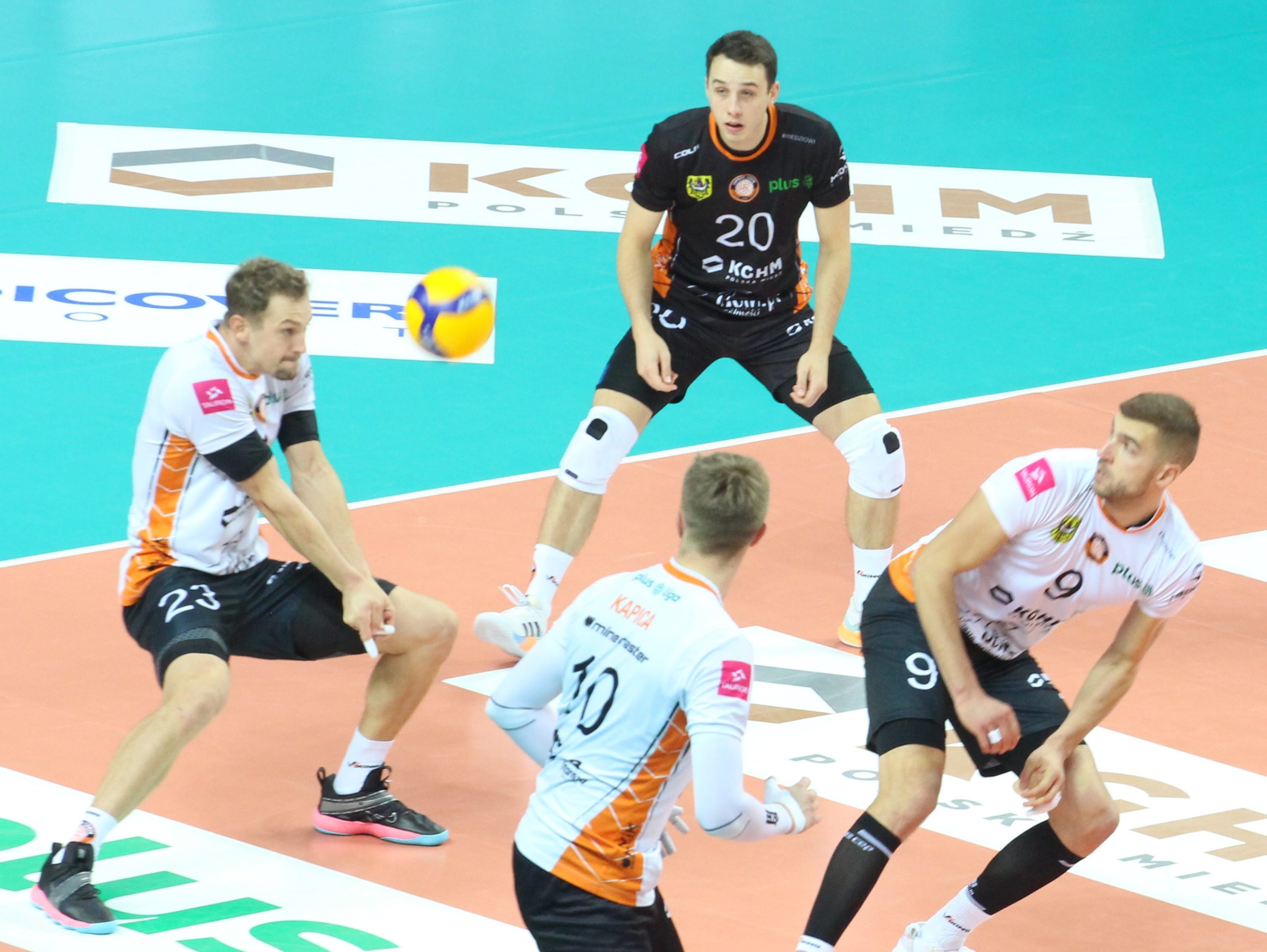 Lisy podcięły skrzydła liderowi PlusLigi