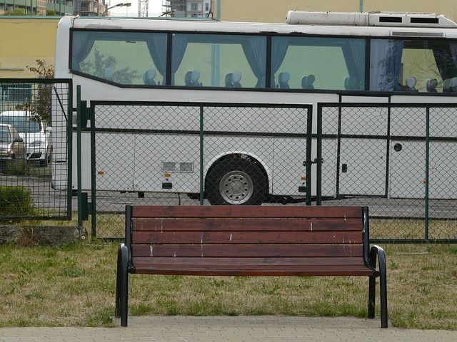 LUBIN. Przyłapani na próbie okradzenia autobusu (WIDEO)