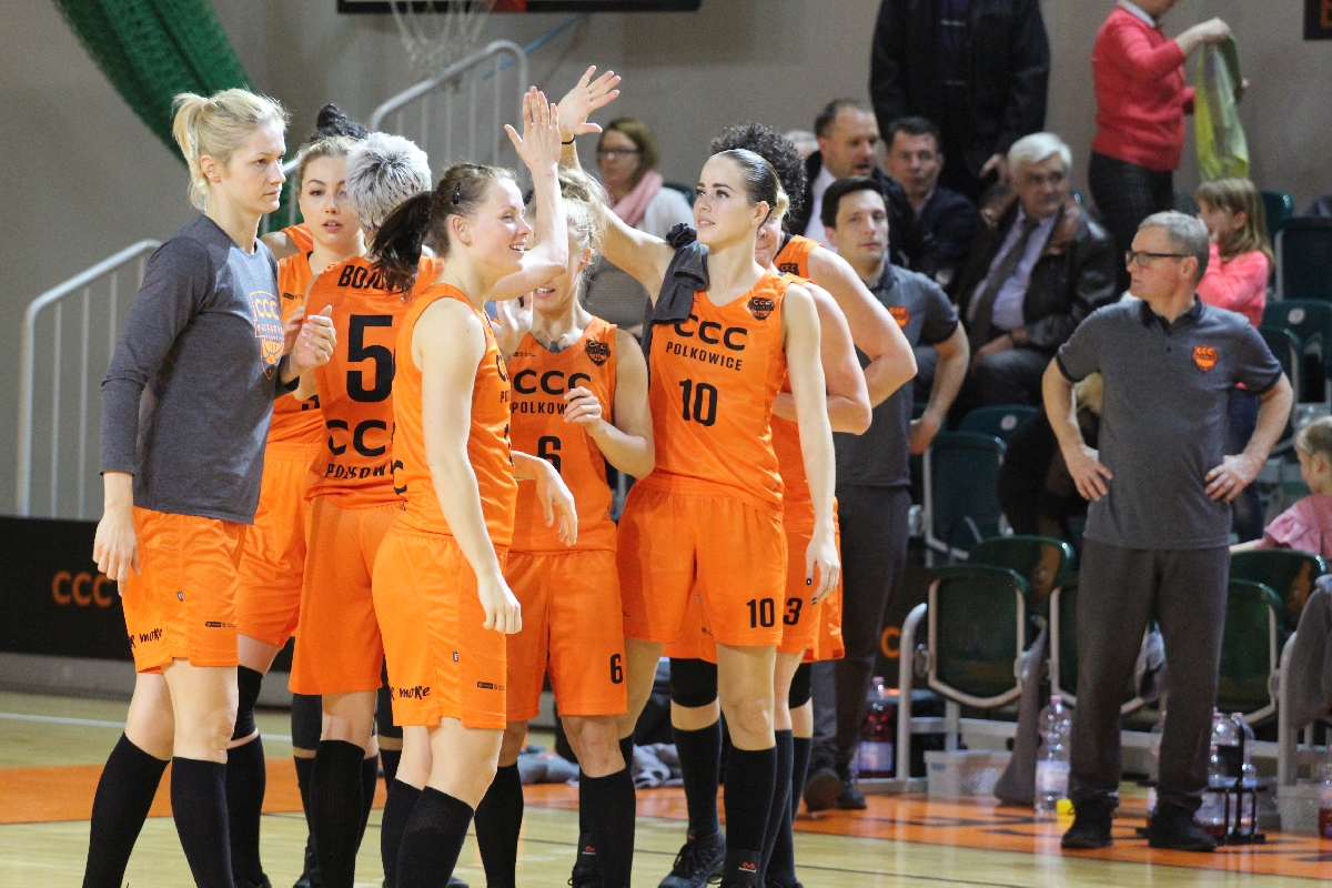 Koszykarki CCC w finale Basket Ligi Kobiet!