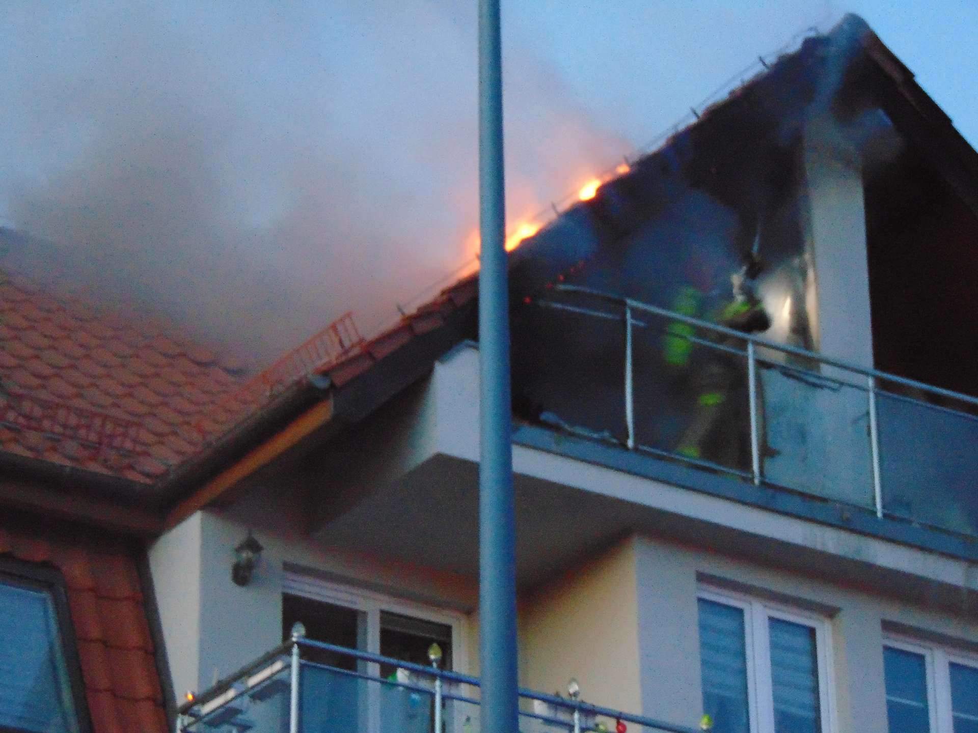 Pożar budynku w centrum Polkowic (FOTO)