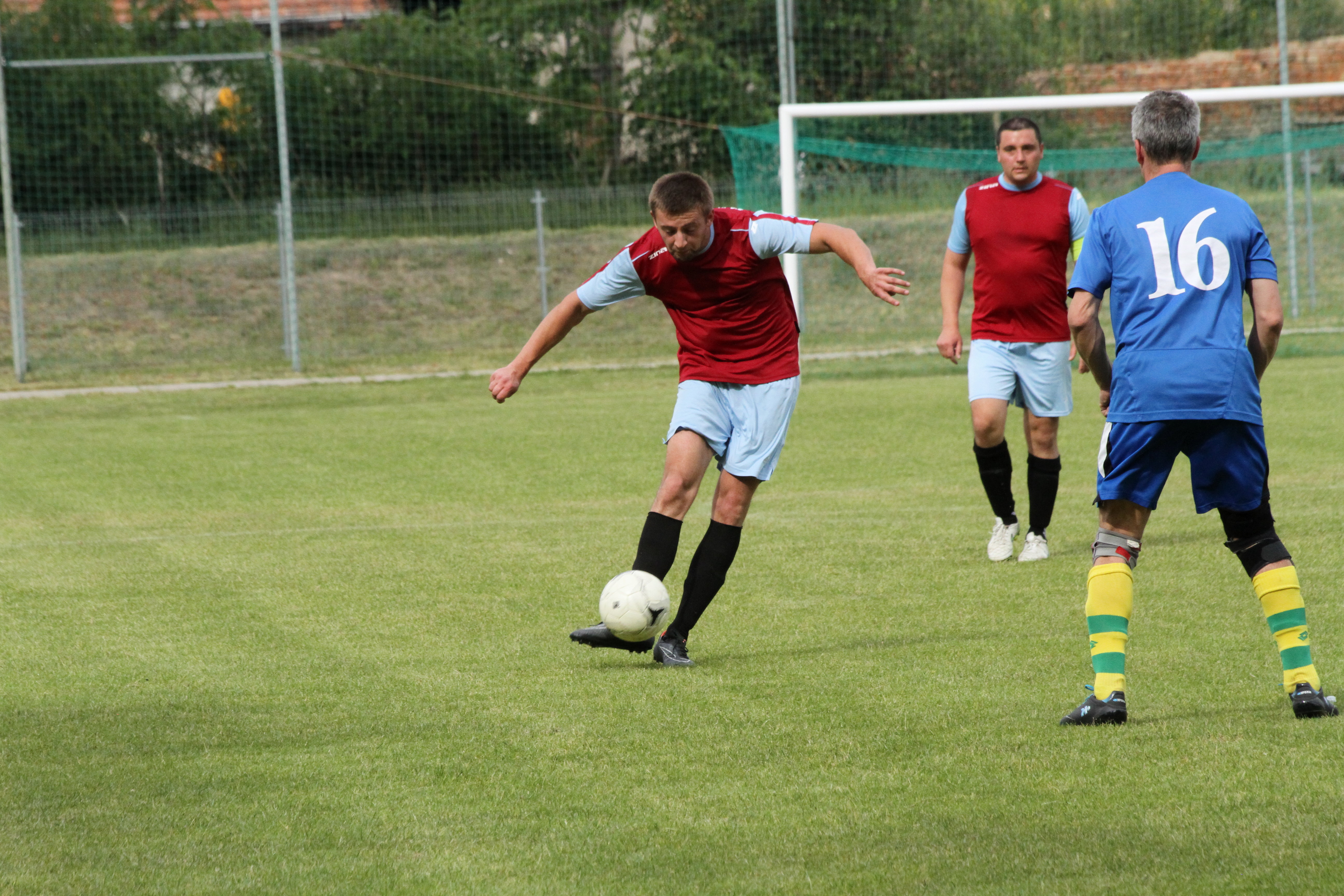 REGION. Druga kolejka piłkarskiej B-klasy