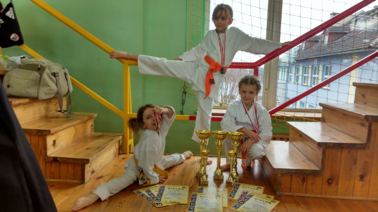 Lubińskie wojowniczki goju ryu z medalami