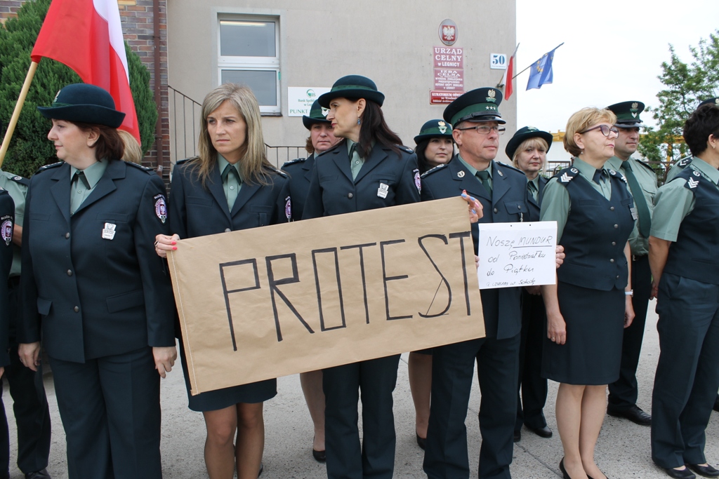 LEGNICA. Protest celników (WIDEO, FOTO)