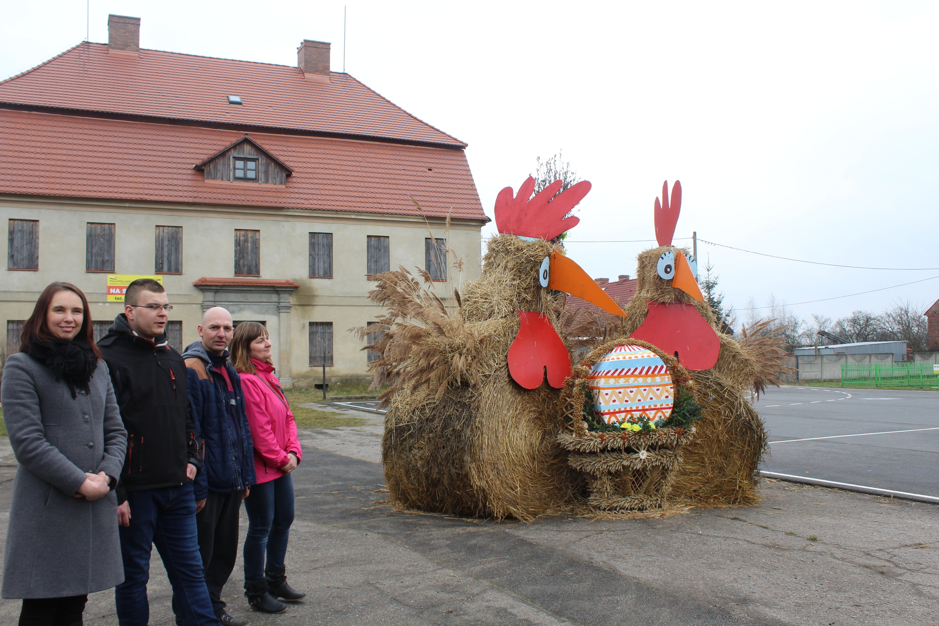 GAWORZYCE. Wielkanocne kurczaki w Kłobuczynie (FOTO, WIDEO)