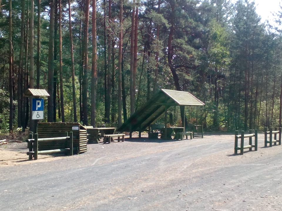 Nowy parking leśny w gminie Radwanice
