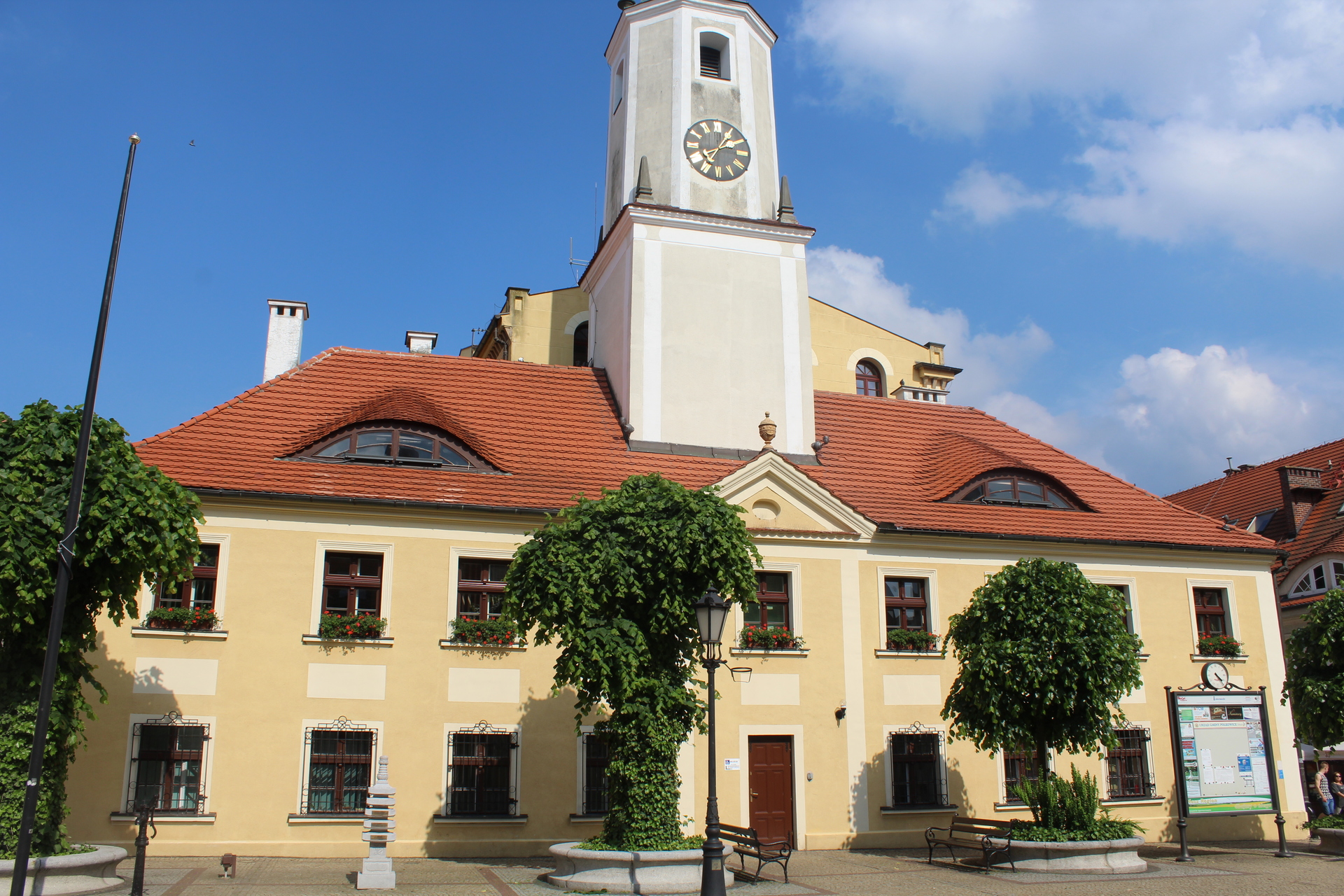 Pięcioro kandydatów do mandatu radnego w Polkowicach