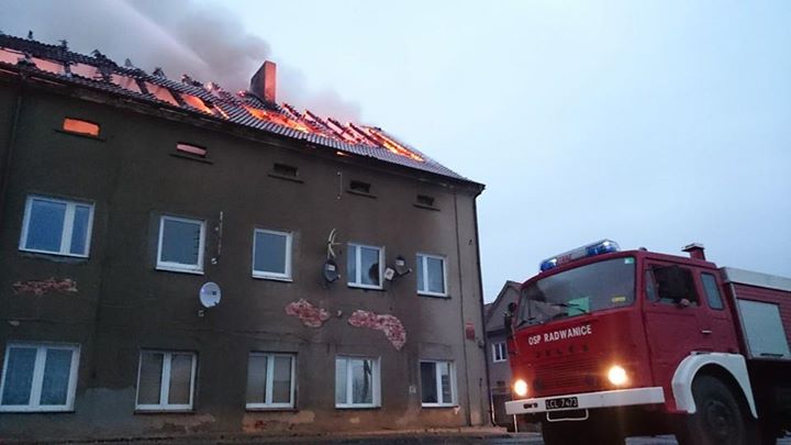 RADWANICE. Pożar budynku w Buczynie (AKTUALIZACJA)