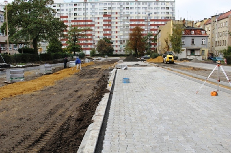 LEGNICA. Nowe parkingi na Chojnowskiej i Polarnej