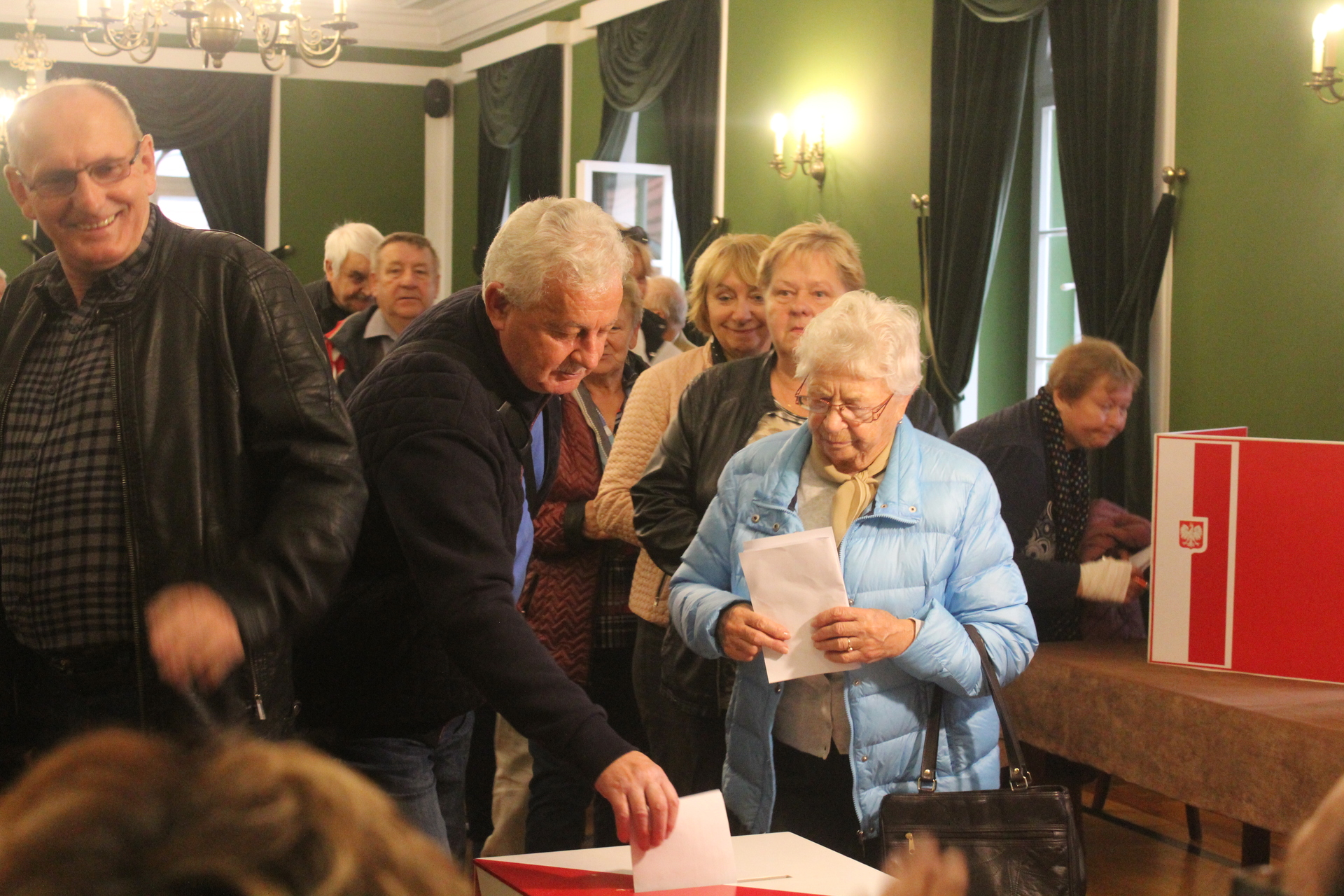 Tłumy w wyborach Rady Seniorów Gminy Polkowice (WIDEO, FOTO)