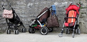 baby-carriage-891080_1920-766x372