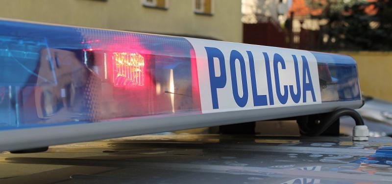 LUBIN. Uciekał przed policją, spowodował kolizję (WIDEO)