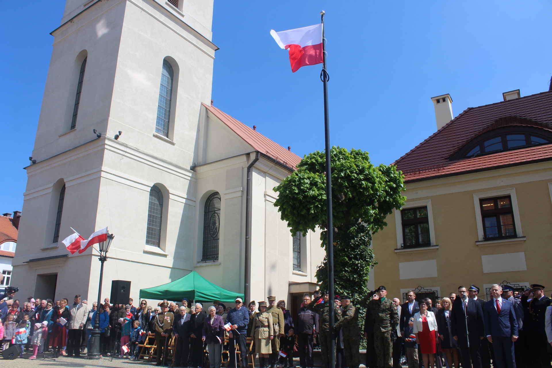 Biało-czerwono w polkowickim Rynku (FOTO)