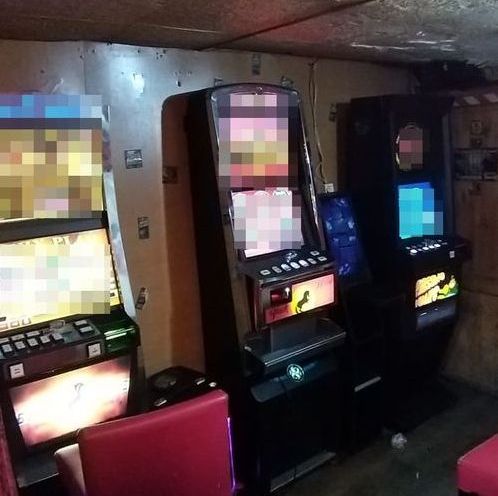 Zarekwirowali pięć nielegalnych automatów do gier