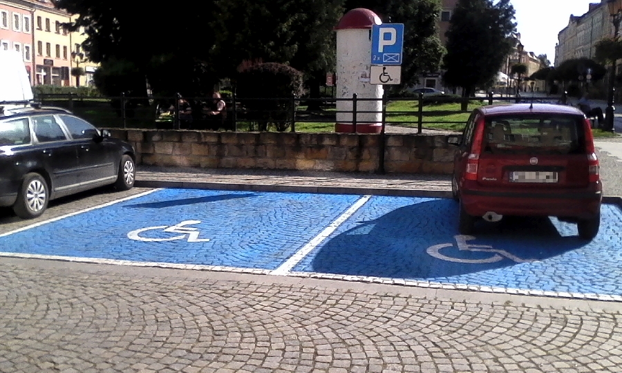 Niebieskie parkingi w Złotoryi