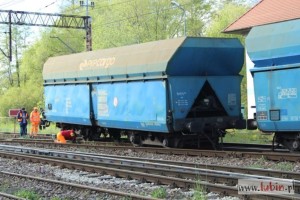 pociąg-wykolejony-766x510