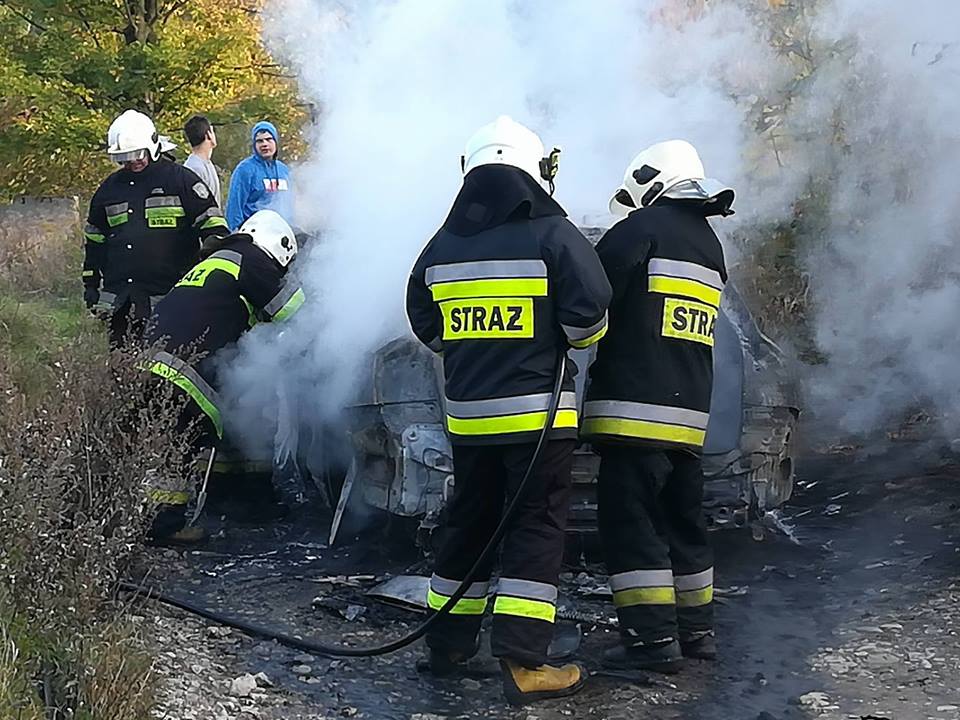 Pożar auta w Podgórkach (FOTO)