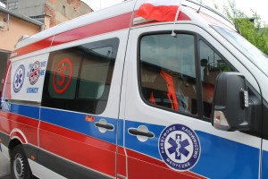 protest ratownicy medyczni pogotowie ratunkowe ambulans (8)