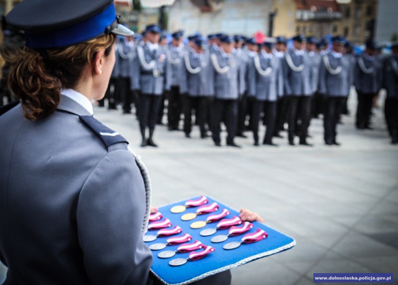 Lubińscy policjanci odznaczeni (FOTO)