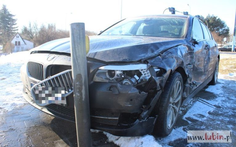 Wypadkowy poranek (FOTO)