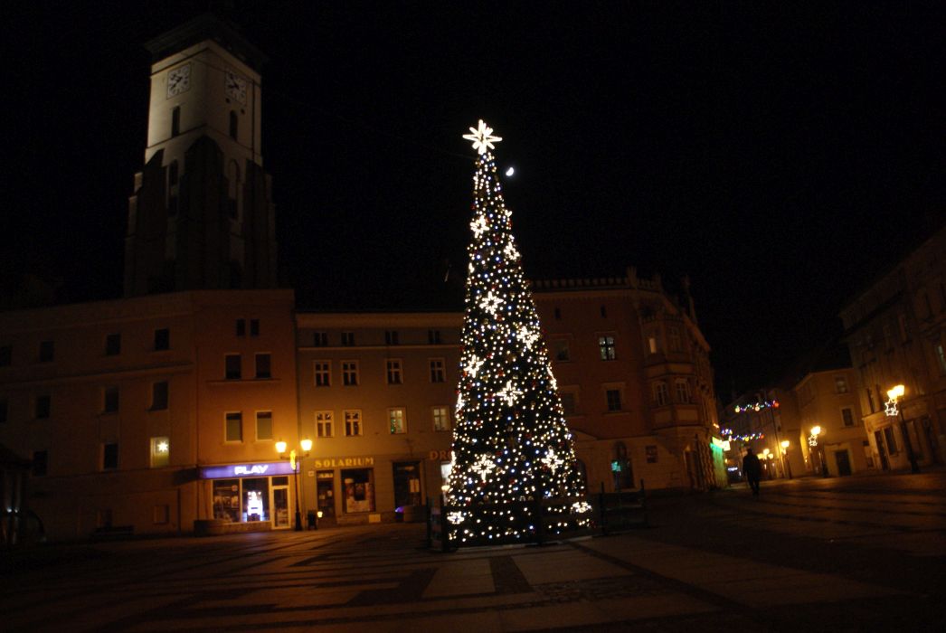 Najstarsze miasto w Polsce w świątecznym wydaniu (FOTO)
